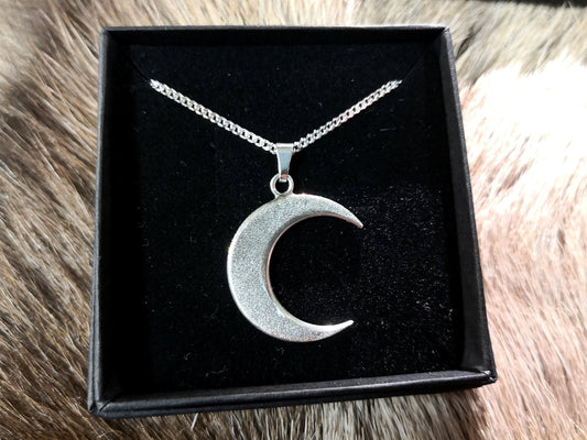 Luna Pendant