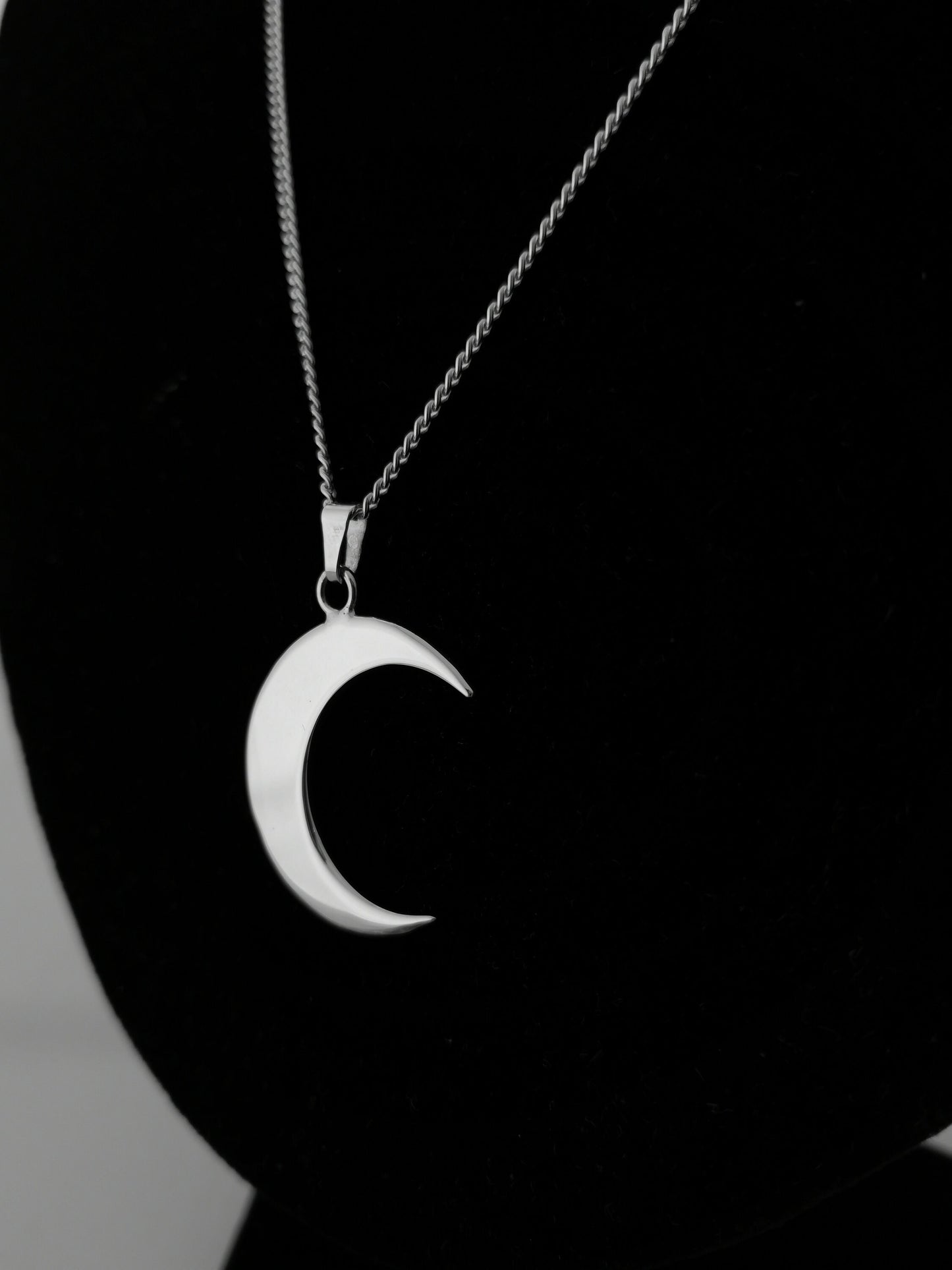 Luna Pendant